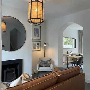 the-village-house.dublin-hotelsweb.com/