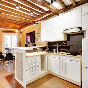  Apartment Marais - Vosges Luxury Flat