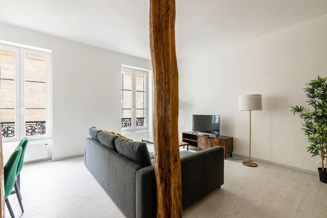 Luxurious 2 Bedroom Avenue Des Champs-Elysees Saint-Philippe Du Roule Free Netflix Paris 0*,